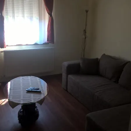 Kincso Apartmanhaz Casa vacanze